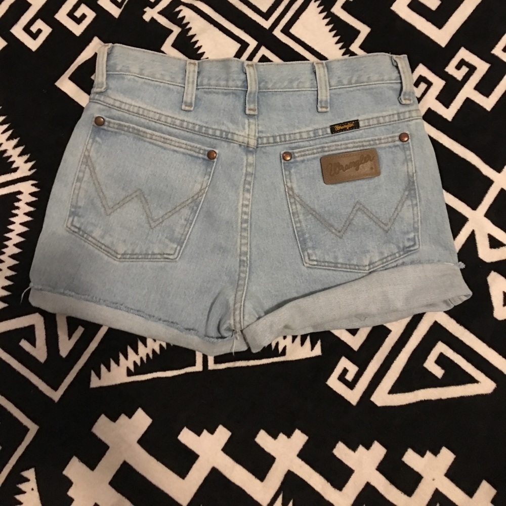 **EXTREMELY RARE 1969 VINTAGE wrangler cut offs**